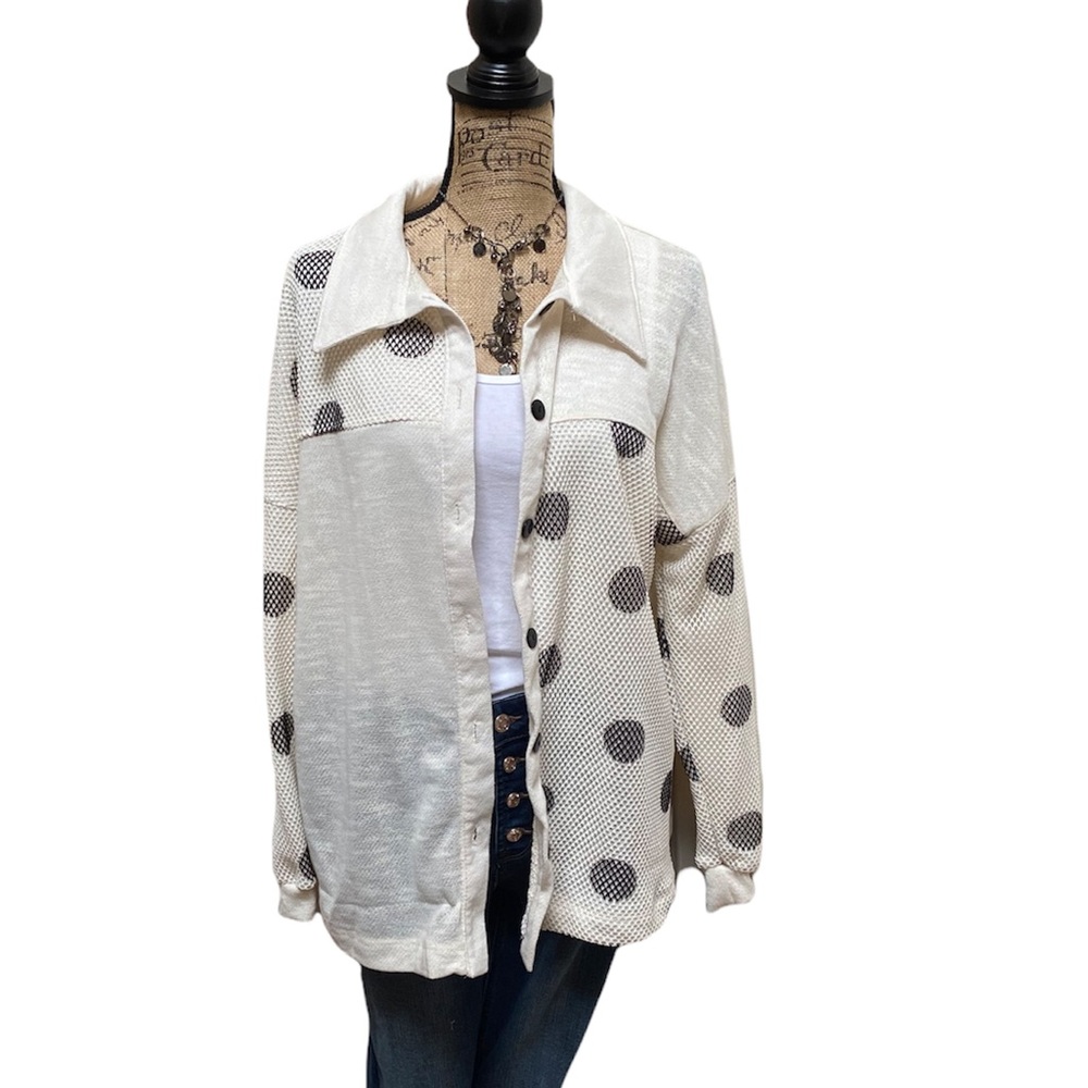 Blumin White/ Black Circle Patterned Button Down … - image 1